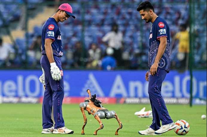 China's Inaugural AI - Driven Robot Games Kick Off in Wuxi